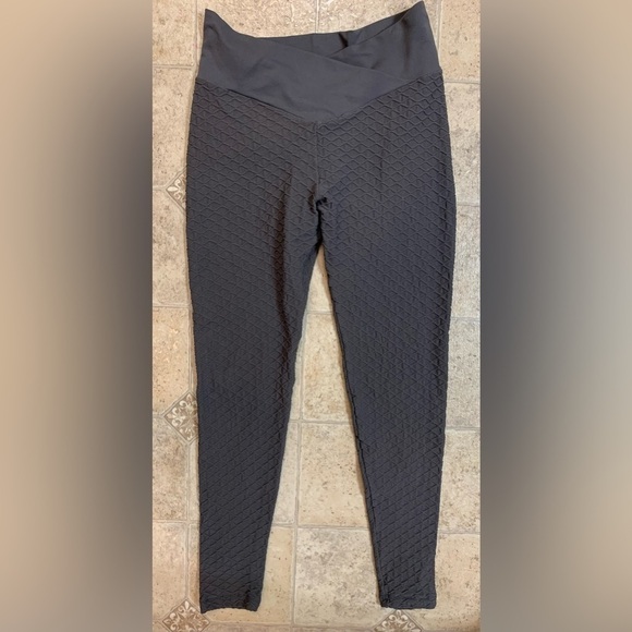 Women’s Charcoal Gray High-waisted Butt-Lifting Leggings Size Medium - Picture 5 of 5